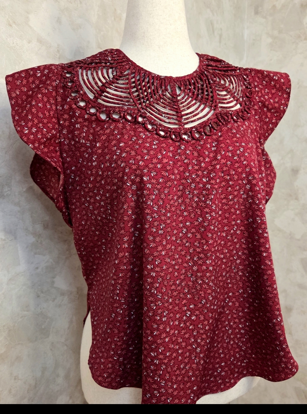 Ranna Gill Boho Crochet Yoke Blouse | Red Floral Flutter Sleeve Top Small